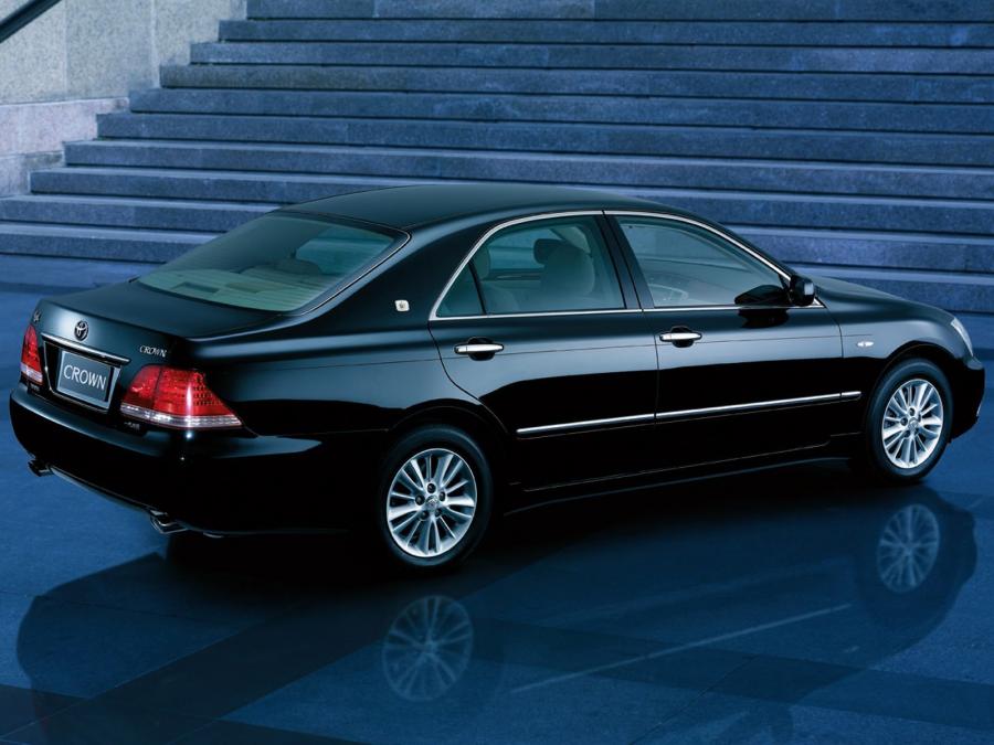  Toyota Crown Royal 2005 года  (CN) (фото 5 из 8)